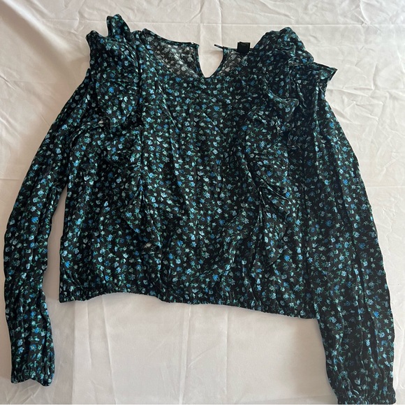 wild fable Tops - Wild Fable Women's Top Size L  Sleeve Blue  Floral crop Y2K BOHO